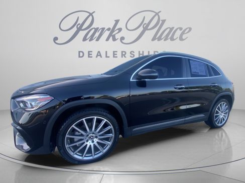 Used 2021 Mercedes-Benz GLA 250 image 1