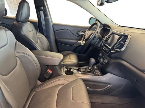 Used 2021 Jeep Cherokee Limited w/ Elite Package image 17