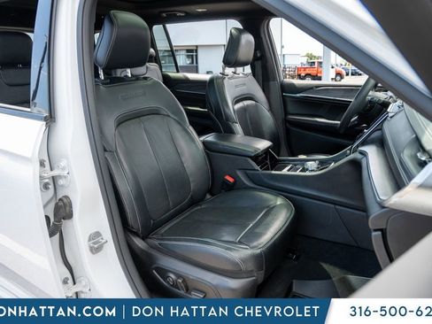 Used 2023 Jeep Grand Cherokee L Overland image 29