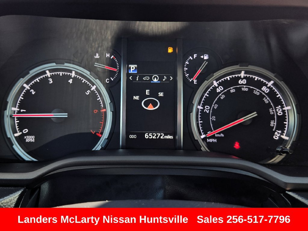 Used 2021 Toyota 4Runner Venture w/ Moonroof Package AWD/4WD image 27