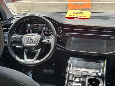 Used 2021 Audi Q7 2.0T Premium w/ Convenience Package AWD/4WD image 12