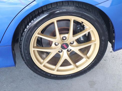 Used 2015 Subaru WRX STI Launch Edition w/ Popular Package #3 AWD/4WD image 39