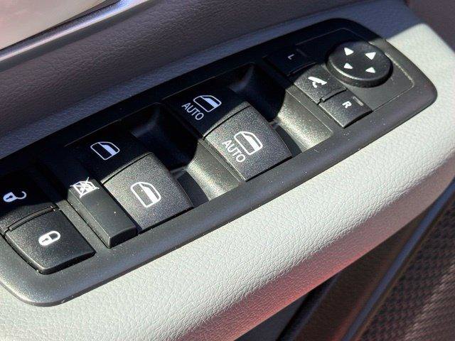 Used 2020 RAM 1500 Big Horn AWD/4WD image 8