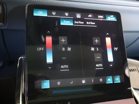 New 2025 Cadillac Escalade IQ Luxury 2 w/ LPO, Radiant Package image 25