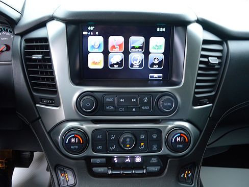 Used 2017 Chevrolet Tahoe LT image 27