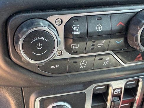 Used 2020 Jeep Wrangler Unlimited Sport image 22