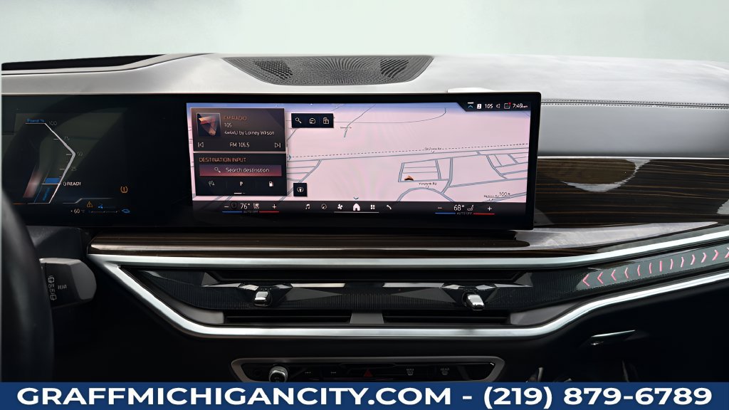 Used 2025 BMW X5 xDrive50e AWD/4WD image 17