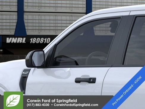 New 2026 Ford Maverick XLT image 25