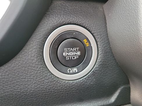 Used 2024 RAM 1500 Laramie RWD image 20