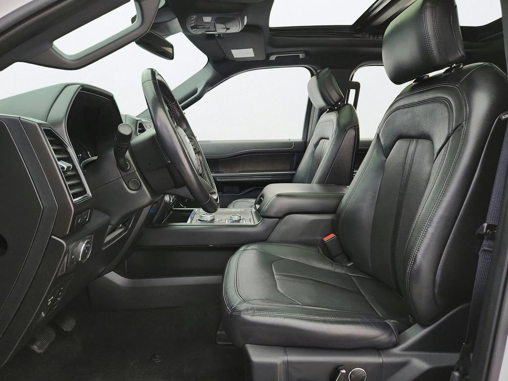 Used 2020 Ford Expedition Limited w/ Equipment Group 301A AWD/4WD image 10