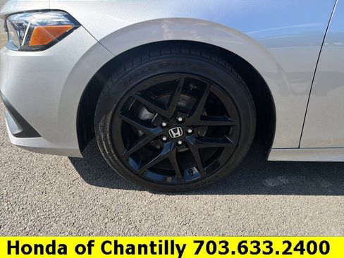 Used 2024 Honda Civic Sport image 29