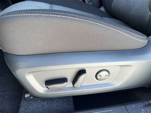 New 2026 Nissan Rogue SV image 8