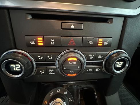 Used 2013 Land Rover LR4 HSE image 20