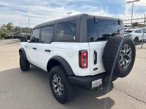 Used 2024 Ford Bronco Badlands image 7