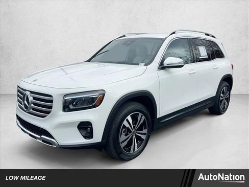 Certified 2025 Mercedes-Benz GLB 250 4MATIC image 1