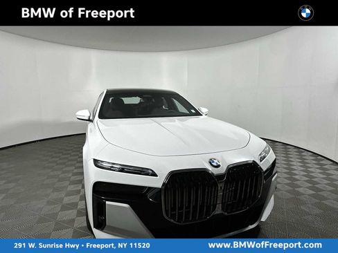 New 2026 BMW 740i xDrive w/ Executive Package image 1
