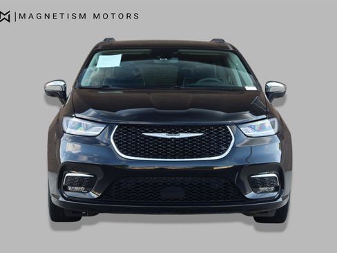 Used 2022 Chrysler Pacifica Limited FWD image 7