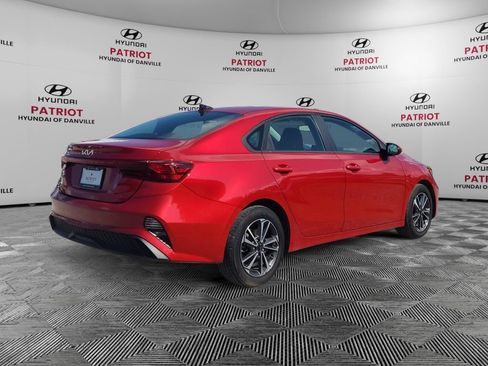 Used 2024 Kia Forte LXS FWD image 3