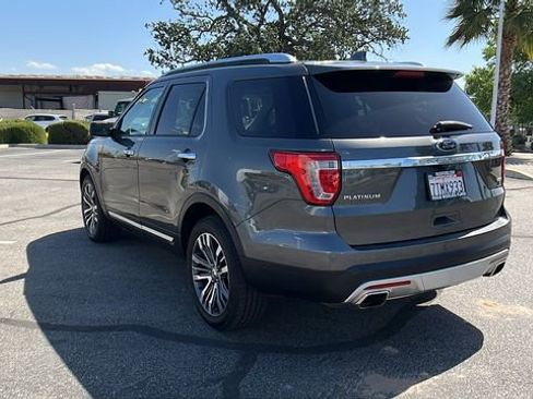 Used 2017 Ford Explorer Platinum AWD/4WD image 5