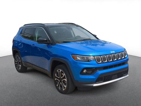 Used 2022 Jeep Compass Limited AWD/4WD image 2