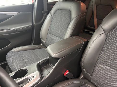 Used 2024 Buick Envista Preferred FWD image 24