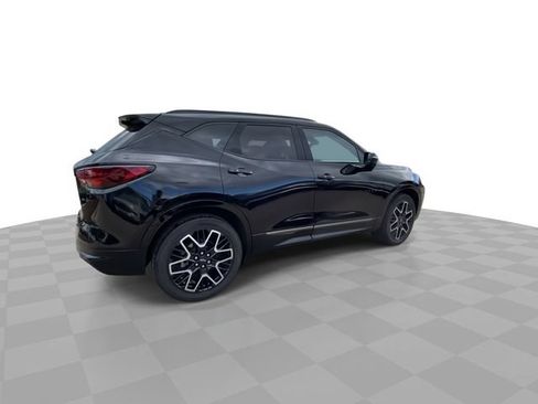 Used 2023 Chevrolet Blazer RS w/ Driver Confidence II Package AWD/4WD image 2
