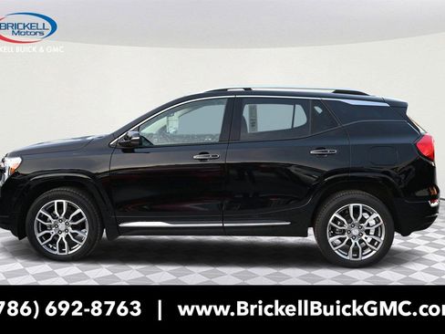New 2024 GMC Terrain Denali w/ Denali Premium Package image 8