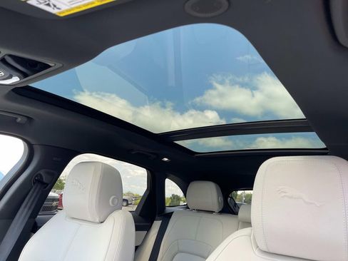 New 2026 Jaguar F-PACE R-Dynamic S AWD/4WD image 13