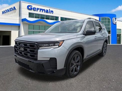 Used 2026 Honda Pilot Sport image 1