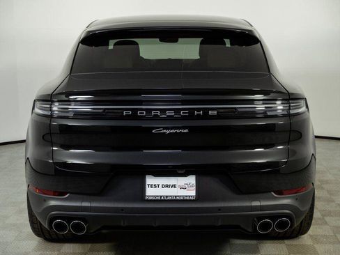 Certified 2026 Porsche Cayenne Coupe AWD/4WD image 30