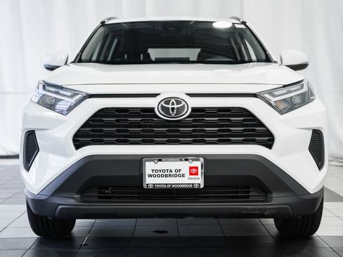 Used 2025 Toyota RAV4 XLE image 2