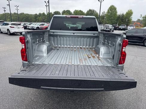 Used 2026 Chevrolet Silverado 1500 Custom AWD/4WD image 10