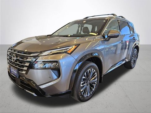New 2026 Nissan Rogue Platinum w/ Platinum Premium Package image 2