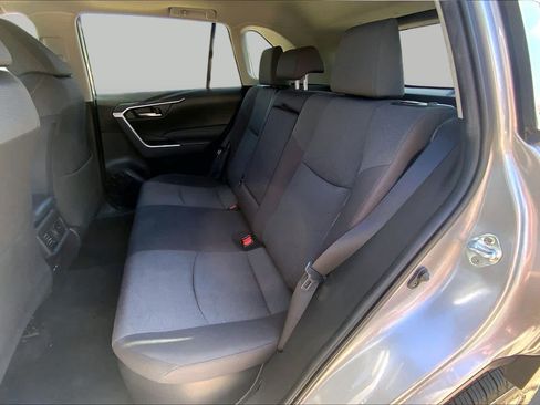 Used 2022 Toyota RAV4 XLE w/ Convenience Package AWD/4WD image 19