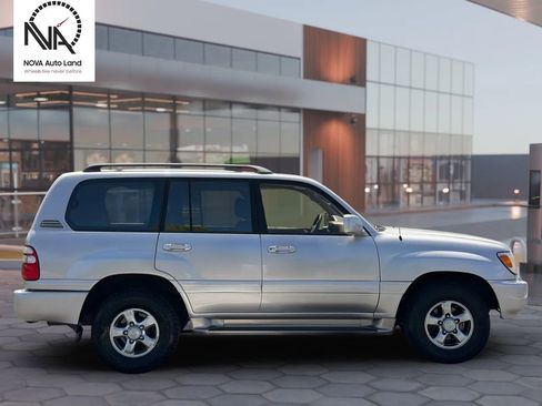 Used 2002 Toyota Land Cruiser AWD/4WD image 10