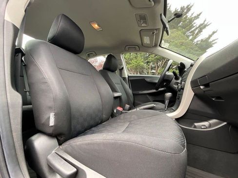 Used 2009 Toyota Corolla S FWD image 12