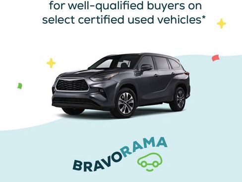 Certified 2023 Chevrolet Blazer LT w/ Convenience Package image 2