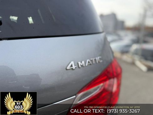 Used 2015 Mercedes-Benz GL 450 4MATIC w/ Lighting Package image 43