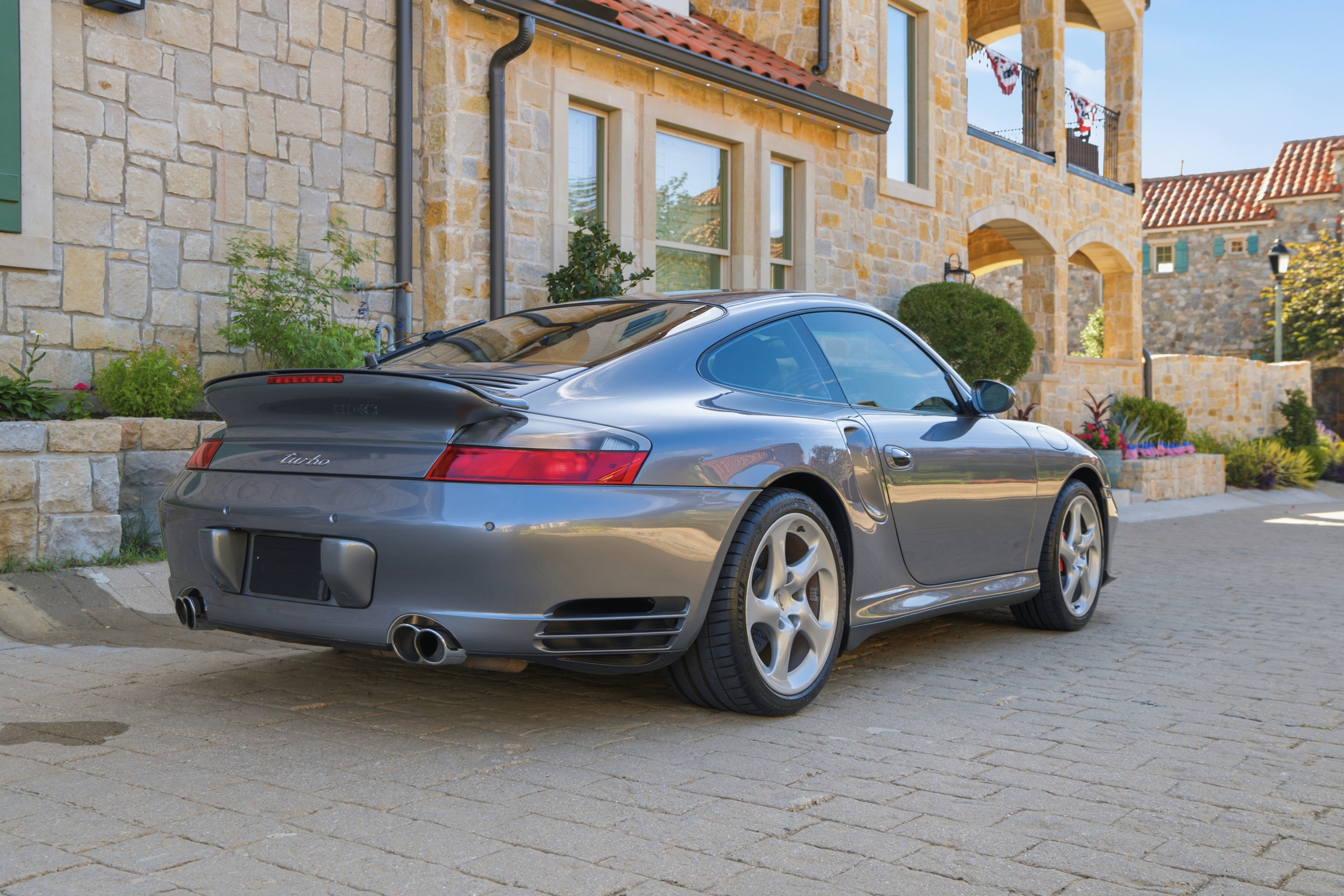 Used 2001 Porsche 911 Turbo AWD/4WD image 4