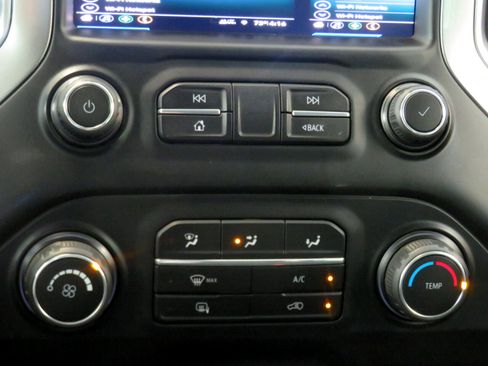 Used 2019 Chevrolet Silverado 1500 LT w/ Z71 Off-Road Package image 38