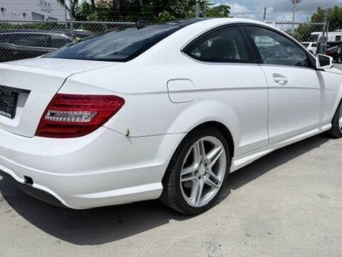 Used 2014 Mercedes-Benz C 250 Coupe image 7