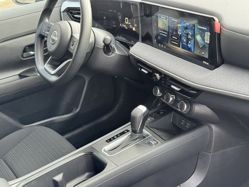 New 2026 Nissan Kicks S image 8