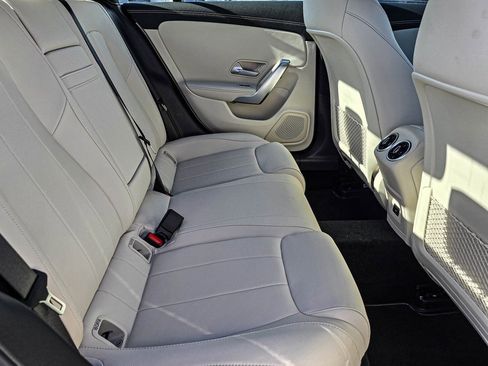 New 2025 Mercedes-Benz C 300 4MATIC Sedan image 39