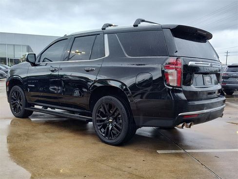 Used 2021 Chevrolet Tahoe Premier w/ Premium Package image 6