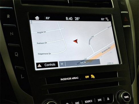 Used 2017 Lincoln MKZ Reserve w/ Climate Package image 3