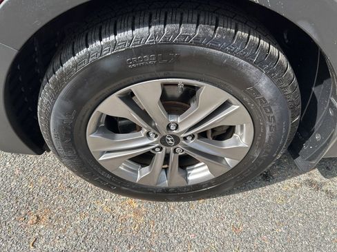 Used 2016 Hyundai Santa Fe Sport w/ Option Group 04 image 12