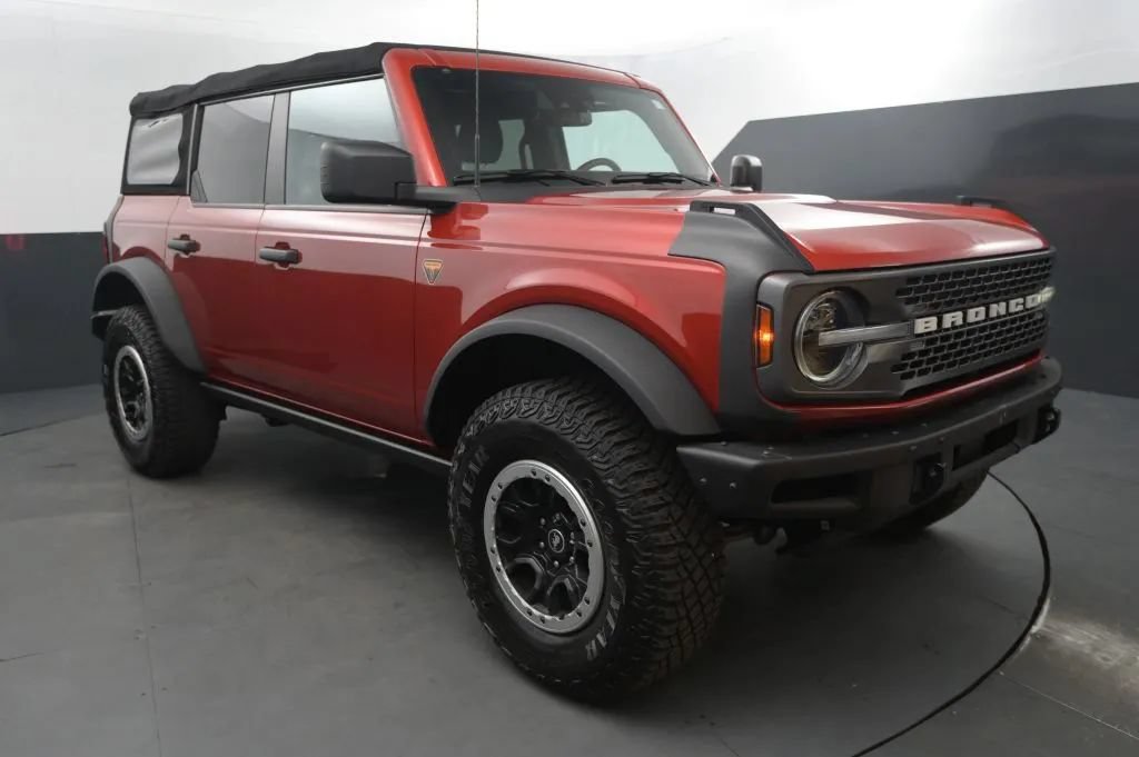 Used 2022 Ford Bronco Badlands w/ Sasquatch Package AWD/4WD image 7