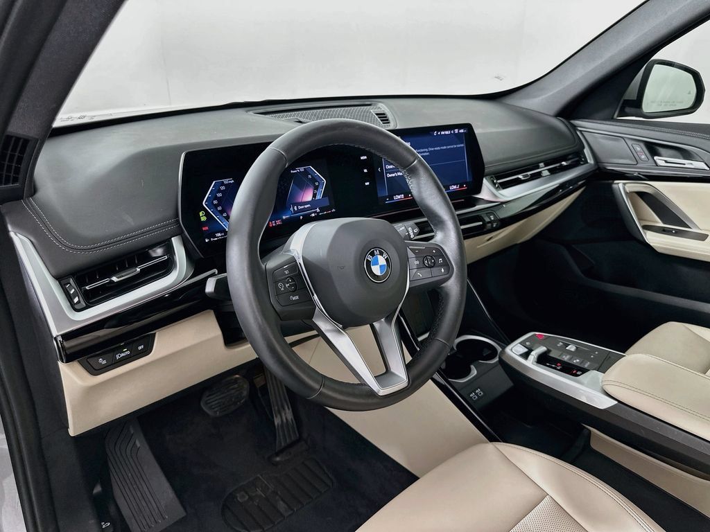 Certified 2024 BMW X1 xDrive28i w/ Convenience Package AWD/4WD image 9