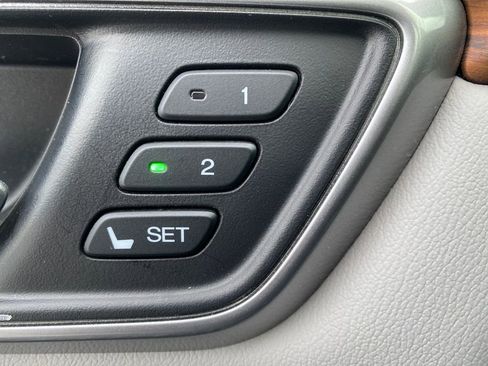 Used 2022 Honda CR-V Touring image 14