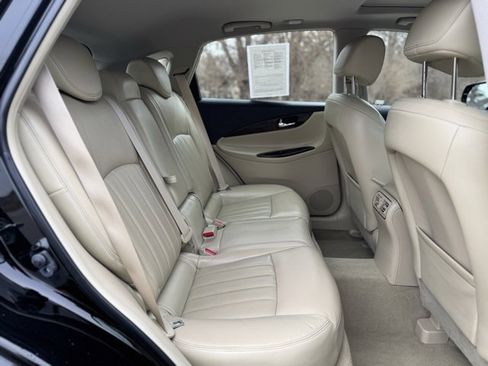 Used 2017 INFINITI QX50 AWD w/ Premium Plus Package image 16